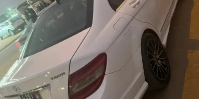 Rapide Mercedes C300 Année 2008 • Boîte Automatique 6 Cylind